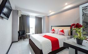 Prince Boulevard Hotel Manado